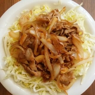 キャベツで食べる豚の生姜焼き♪